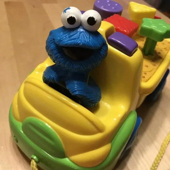 VTG Cookie Monster Pull Toy Truck Sesame Street - Picture 4 of 6
